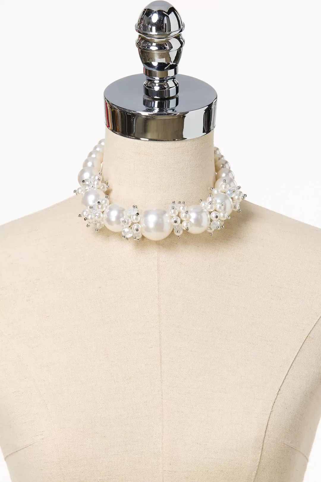 Cato Necklaces | Cluster Pearl Short Necklace