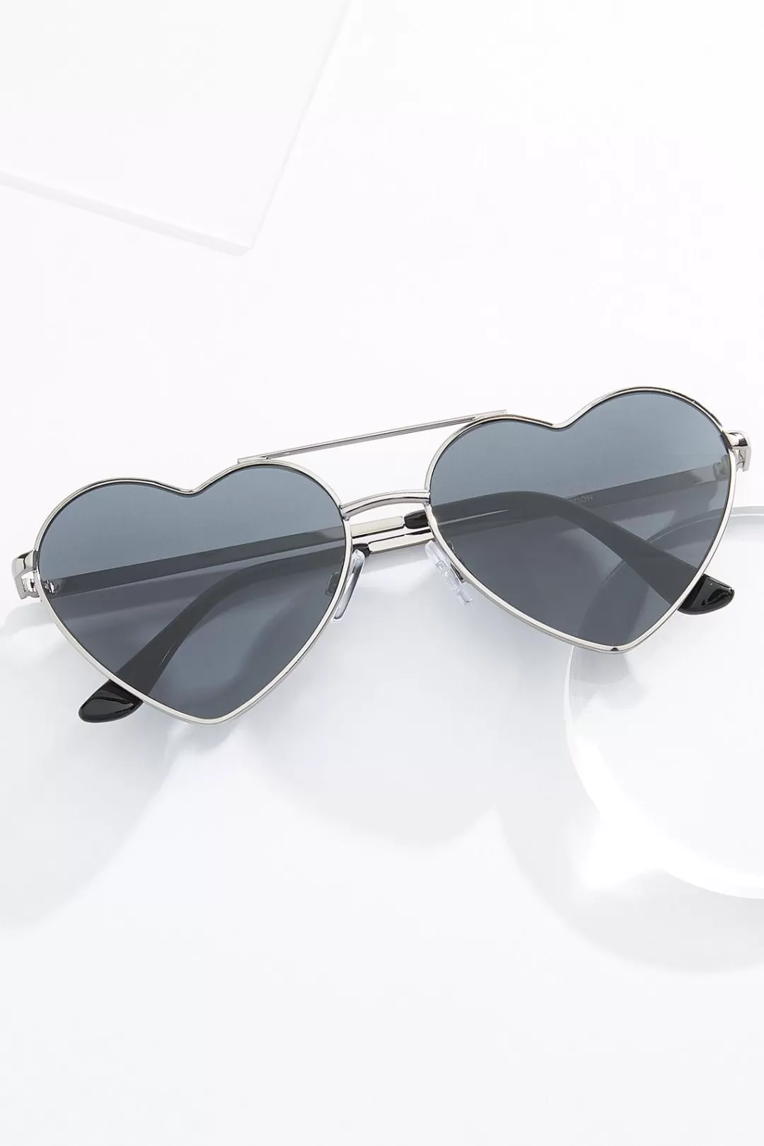 Cato Sunglasses | Heart Frame Sunglasses