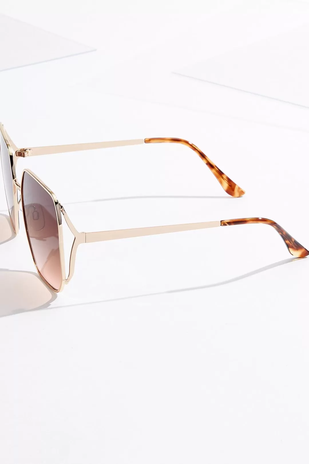 Cato Sunglasses | Metal Square Sunglasses